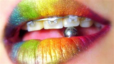 un beso arcoiris|Qué es el beso arcoíris y cuáles son sus riesgos para。